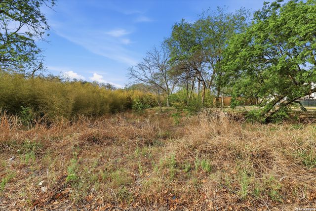 124 McKay Ave, San Antonio, TX 78204