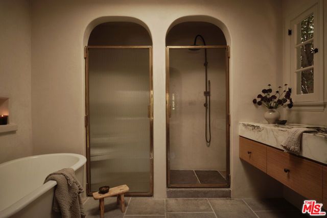 843 Princeton Street, Santa Monica, CA 90403