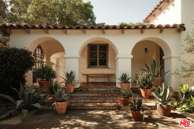 843 Princeton Street, Santa Monica, CA 90403