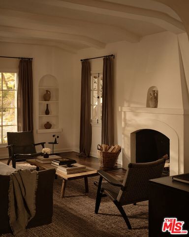 843 Princeton Street, Santa Monica, CA 90403