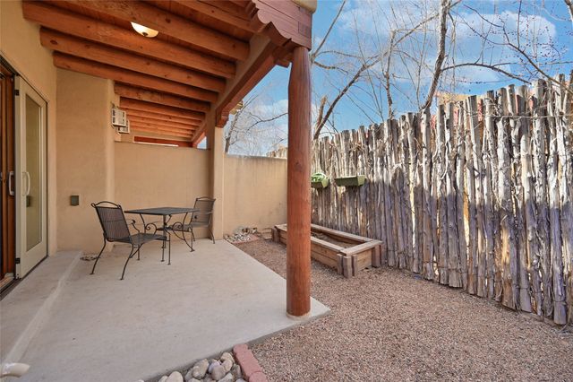601 San Mateo Road W 196, Santa Fe, NM 87505