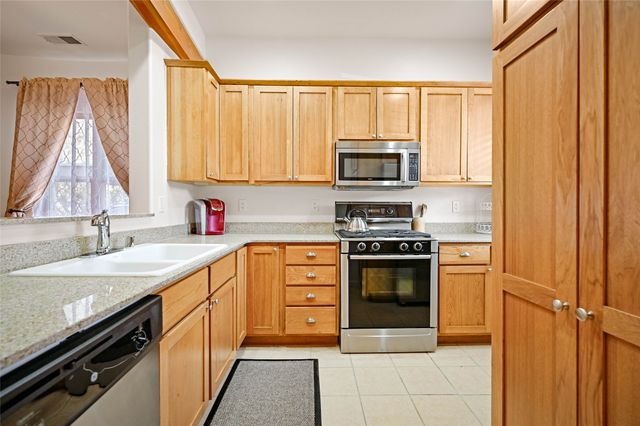 601 San Mateo Road W 196, Santa Fe, NM 87505