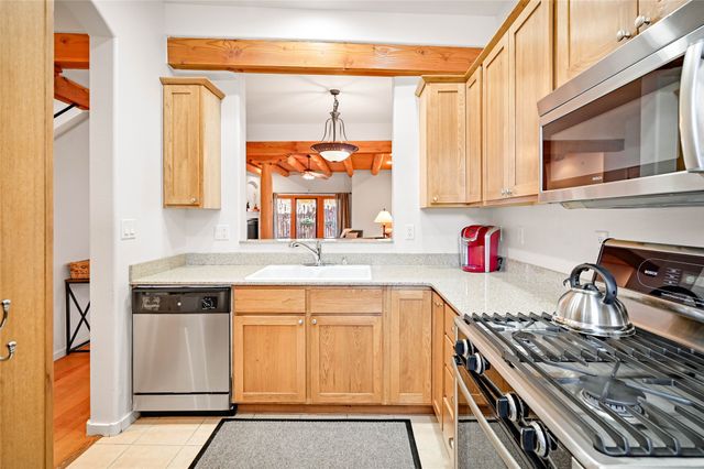 601 San Mateo Road W 196, Santa Fe, NM 87505