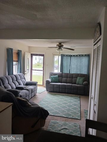 14 TAXI WAY, Baltimore, MD 21220