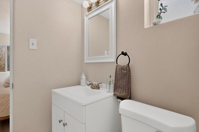 7907 Indian School Road NE, Albuquerque, NM 87110