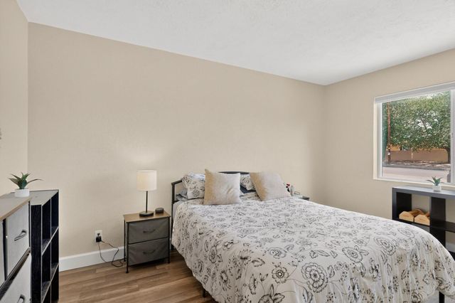 7907 Indian School Road NE, Albuquerque, NM 87110