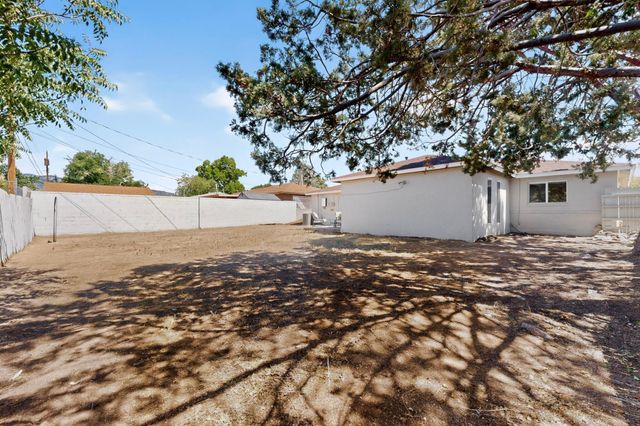 7907 Indian School Road NE, Albuquerque, NM 87110