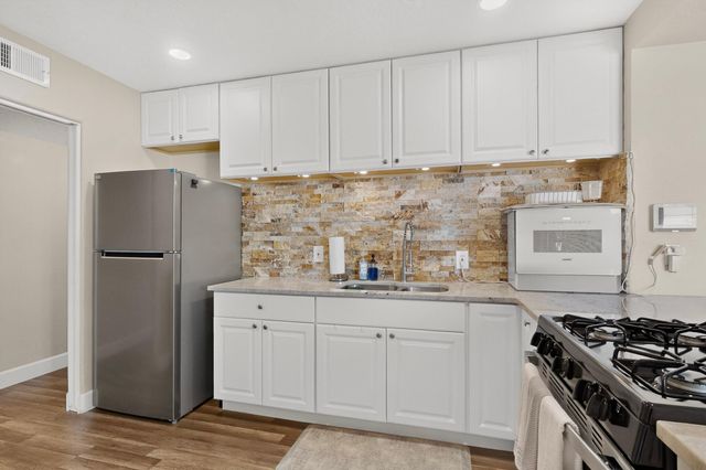 7907 Indian School Road NE, Albuquerque, NM 87110