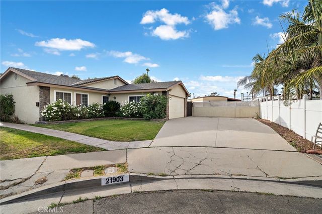 21903 Newkirk, Carson, CA 90745