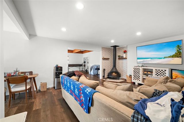 21903 Newkirk, Carson, CA 90745