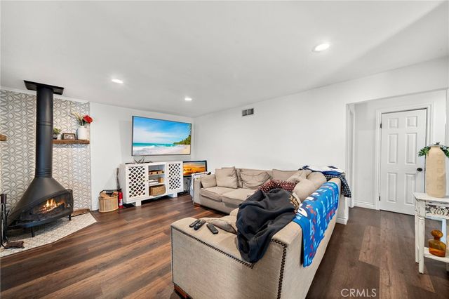 21903 Newkirk, Carson, CA 90745