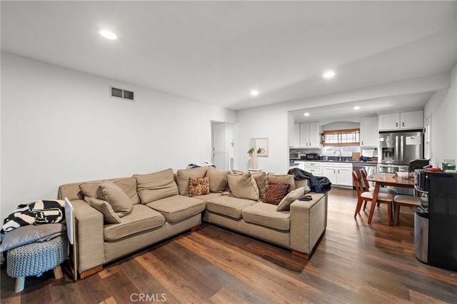 21903 Newkirk, Carson, CA 90745