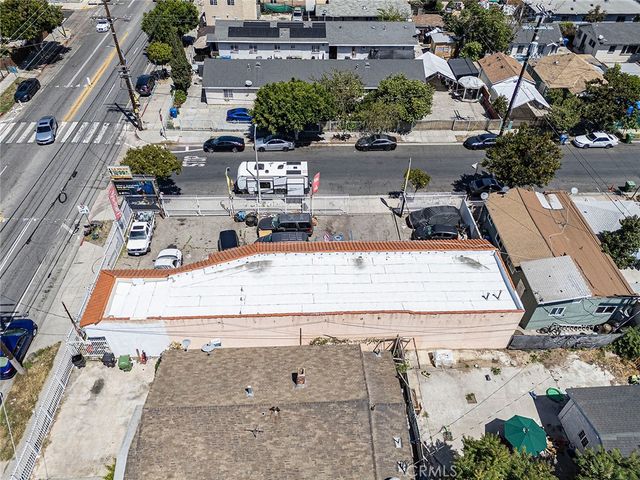 6500 S Hoover, Los Angeles, CA 90044