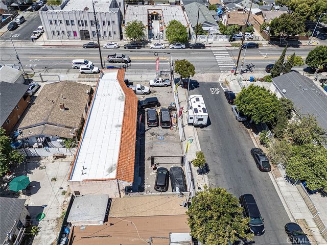6500 S Hoover, Los Angeles, CA 90044