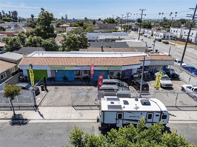 6500 S Hoover, Los Angeles, CA 90044
