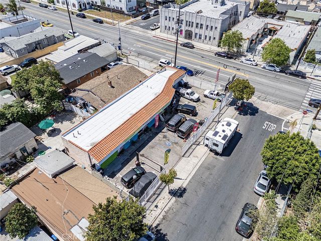 6500 S Hoover, Los Angeles, CA 90044