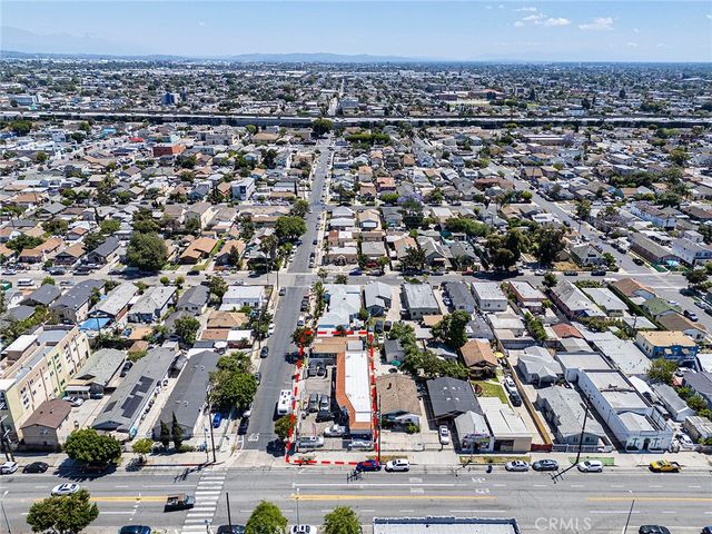 6500 S Hoover, Los Angeles, CA 90044
