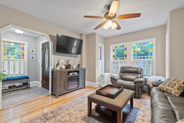 41 Newton Junction Road, Kingston, NH 03848
