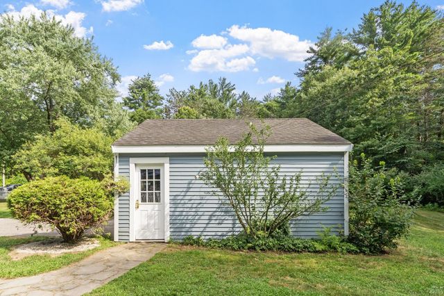 41 Newton Junction Road, Kingston, NH 03848