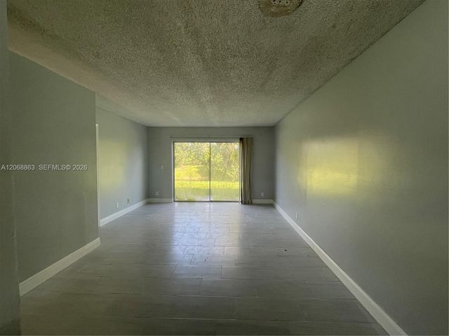 10169 Twin Lakes Drive 23-E, Coral Springs, FL 33071