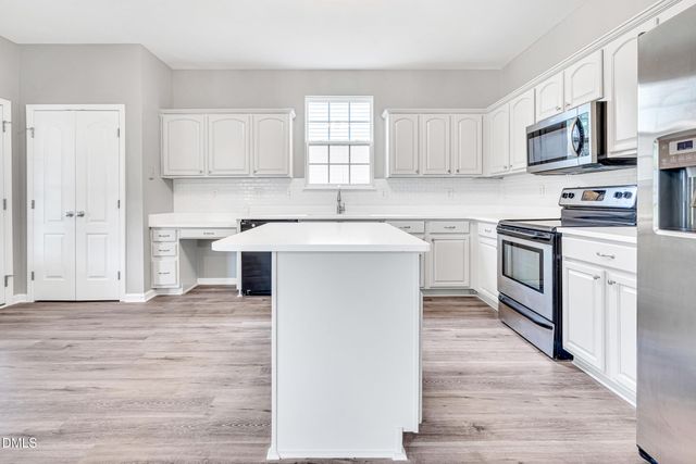 3726 Rivermist Drive, Raleigh, NC 27610