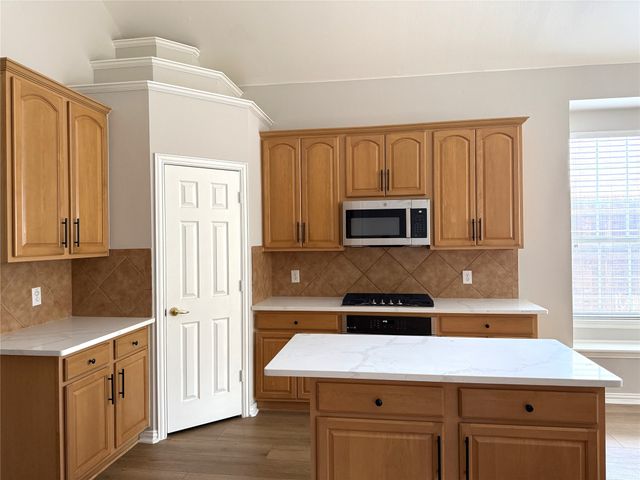 15669 Buffalo Creek Drive, Frisco, TX 75035