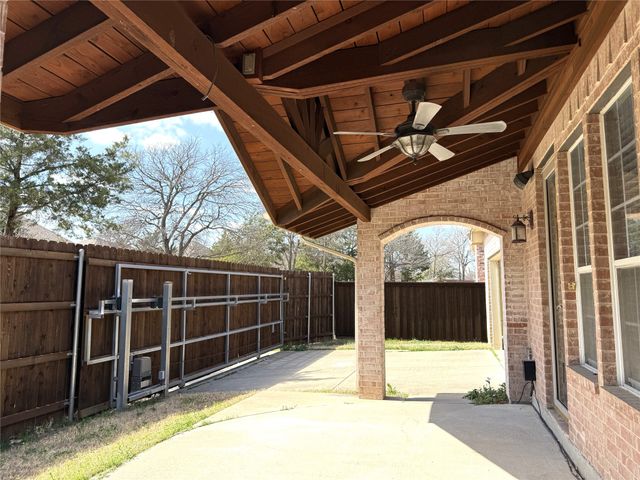 15669 Buffalo Creek Drive, Frisco, TX 75035