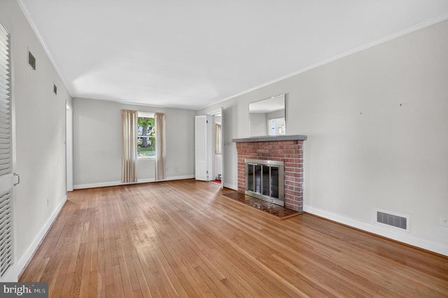 112 GORSUCH, Lutherville Timonium, MD 21093