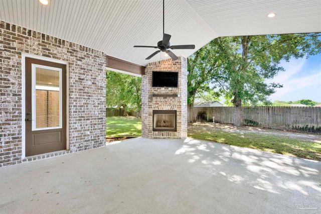 6043 Huntington Creek Blvd, Pensacola, FL 32526