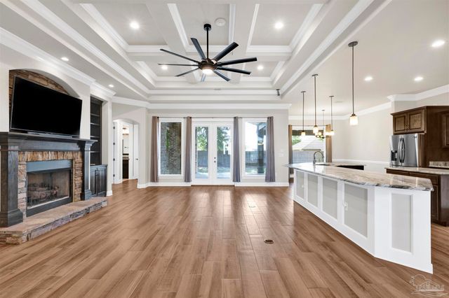 6043 Huntington Creek Blvd, Pensacola, FL 32526