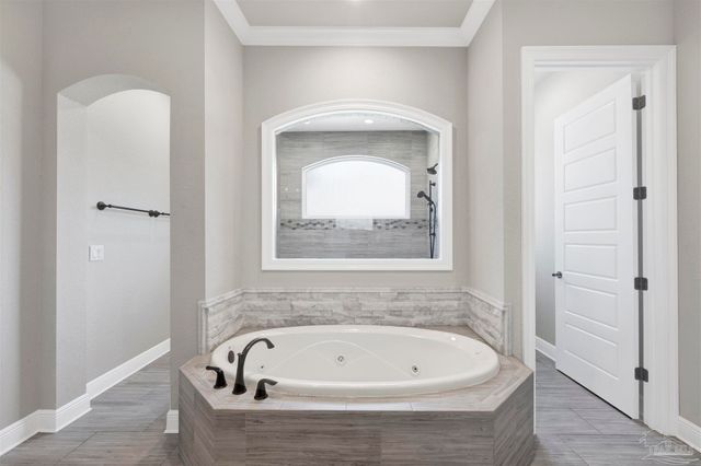 6043 Huntington Creek Blvd, Pensacola, FL 32526