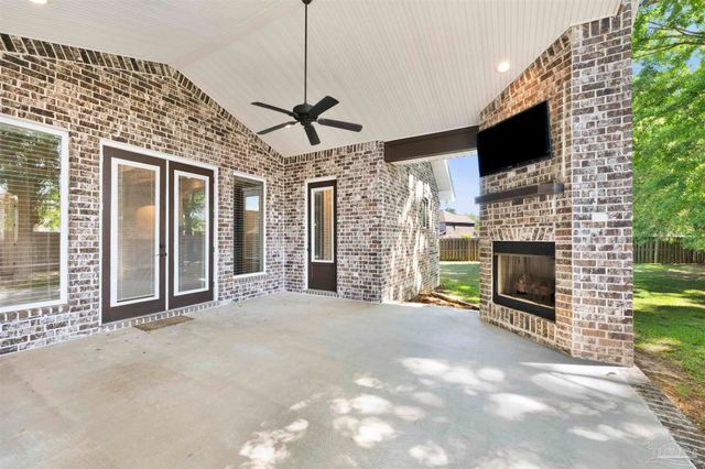 6043 Huntington Creek Blvd, Pensacola, FL 32526
