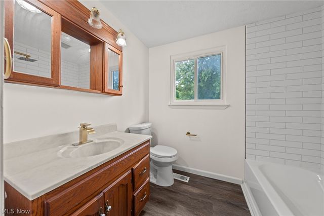5830 Beech Drive, Mentor On The Lake, OH 44060