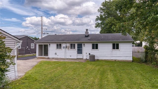 5830 Beech Drive, Mentor On The Lake, OH 44060