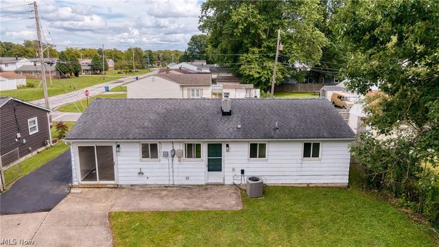 5830 Beech Drive, Mentor On The Lake, OH 44060