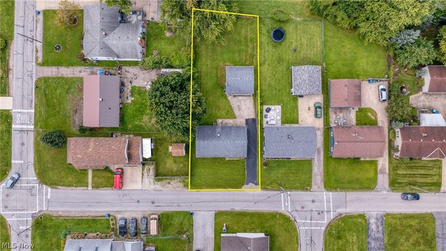 5830 Beech Drive, Mentor On The Lake, OH 44060