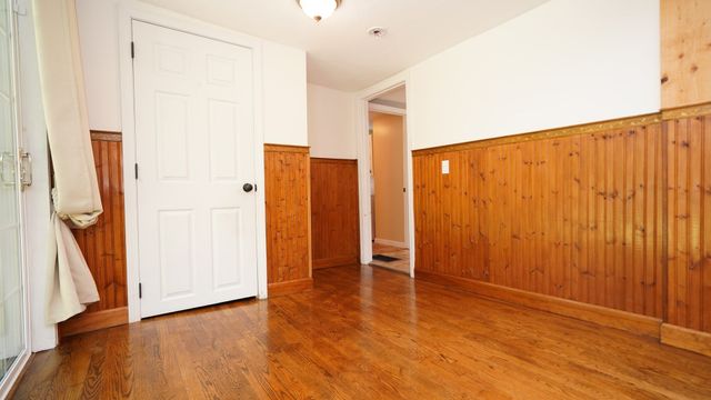 4 Phillips St, Attleboro, MA 02703