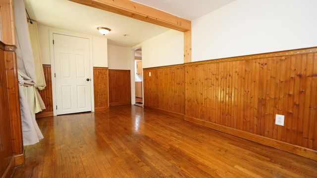 4 Phillips St, Attleboro, MA 02703