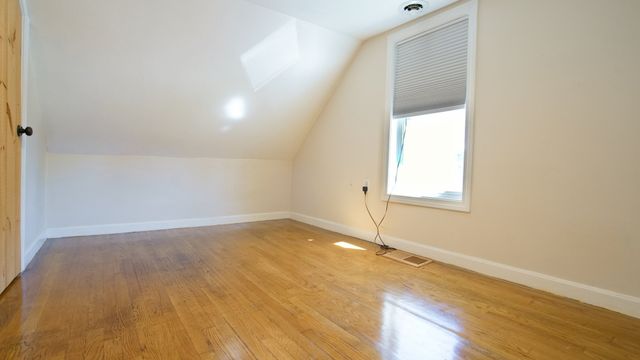 4 Phillips St, Attleboro, MA 02703