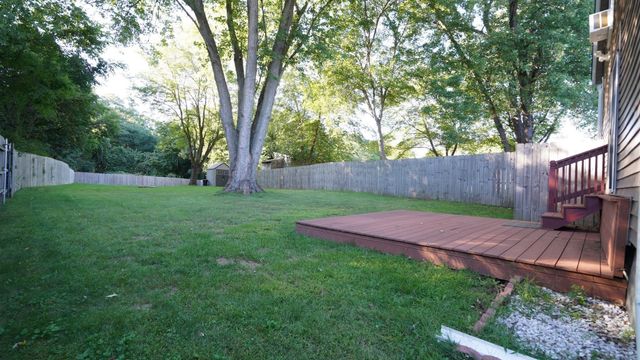 4 Phillips St, Attleboro, MA 02703