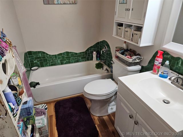 164 Bayview Drive, Mead, OK 73449