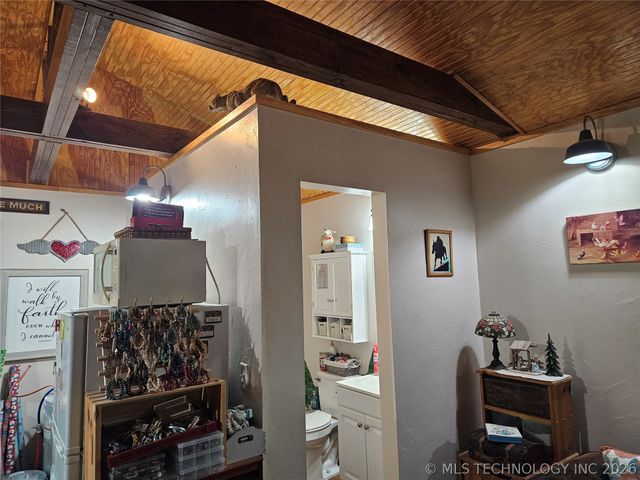 164 Bayview Drive, Mead, OK 73449