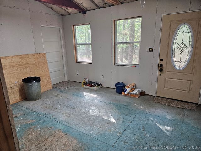164 Bayview Drive, Mead, OK 73449