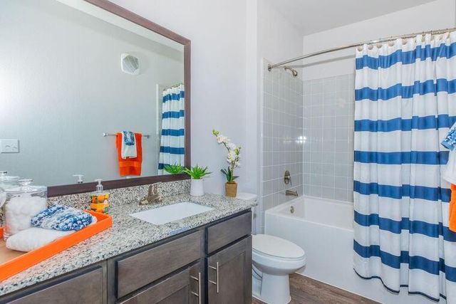 9393 Fm 1960 Bypass Road W 413, Humble, TX 77338