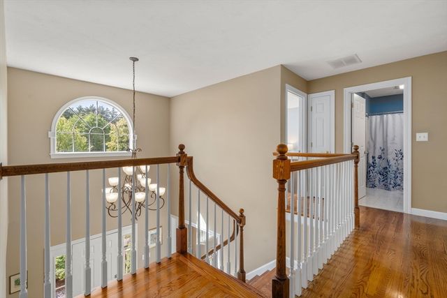 3 Hubley Lane, Southborough, MA 01772
