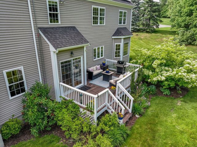 3 Hubley Lane, Southborough, MA 01772
