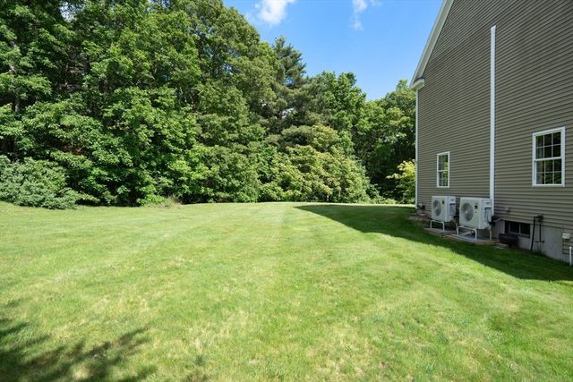 3 Hubley Lane, Southborough, MA 01772