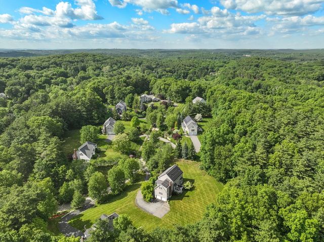 3 Hubley Lane, Southborough, MA 01772