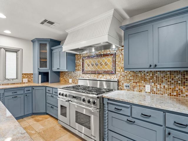 1726 W San Madele Avenue, Fresno, CA 93711