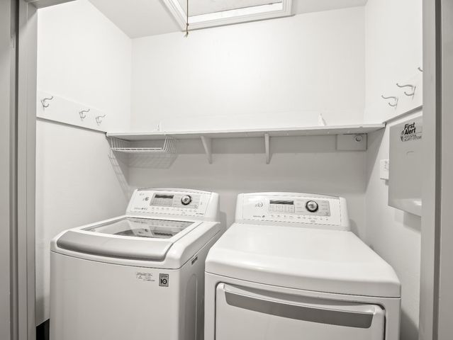 1726 W San Madele Avenue, Fresno, CA 93711